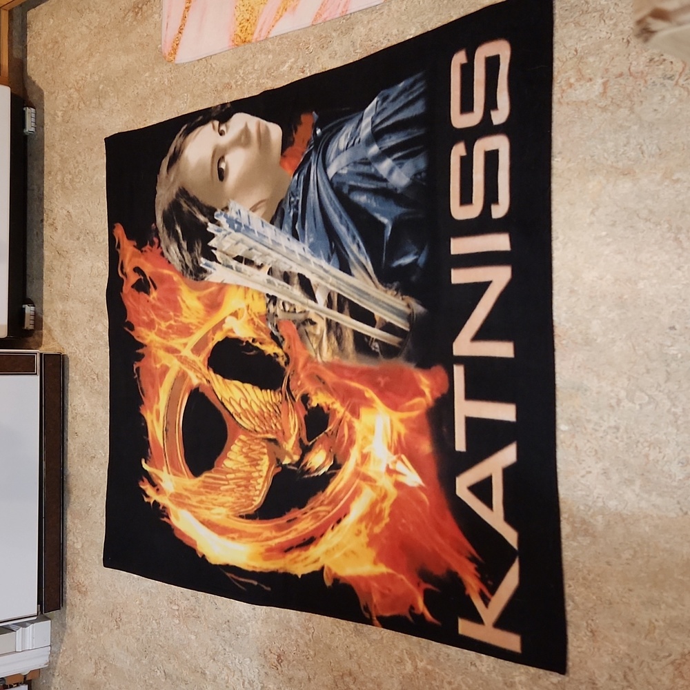 Jennifer Lawrence Katniss Hunger Games throw blanket